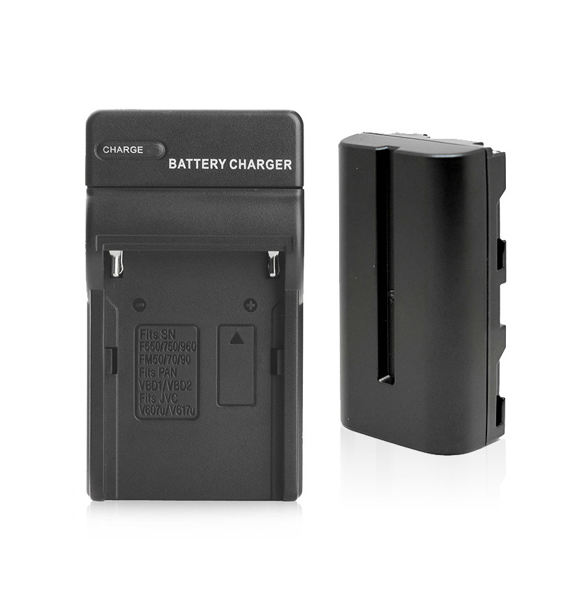קיט סוללה ומטען חליפיים Sony NP-F550 + Charger DC-E8A קיט סוללה ומטען חליפיים Sony NP-F550 + Charger DC-E8A