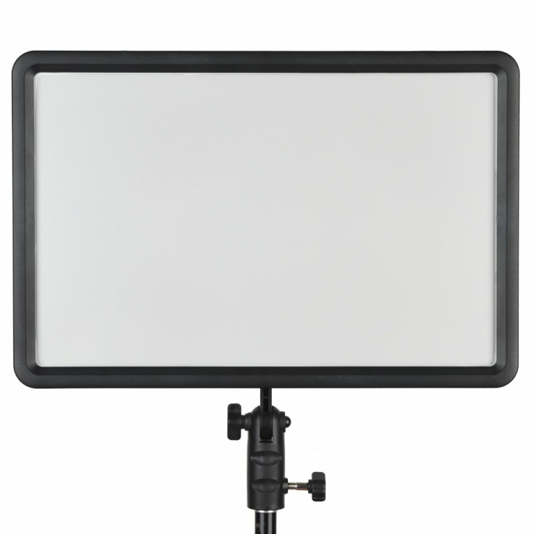 פנס לד GODOX LEDP260C Video Light פנס לד GODOX LEDP260C Video Light