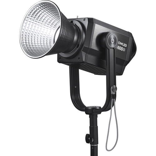 פנס לד Godox M600D Daylight LED Light פנס לד Godox M600D Daylight LED Light