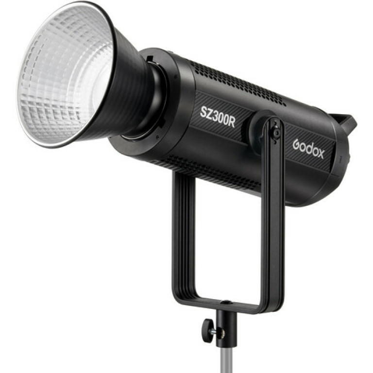 תאורה רציפה RGBWW עם שליטה בזווית Godox Zoom SZ-300R תאורה רציפה RGBWW עם שליטה בזווית Godox Zoom SZ-300R