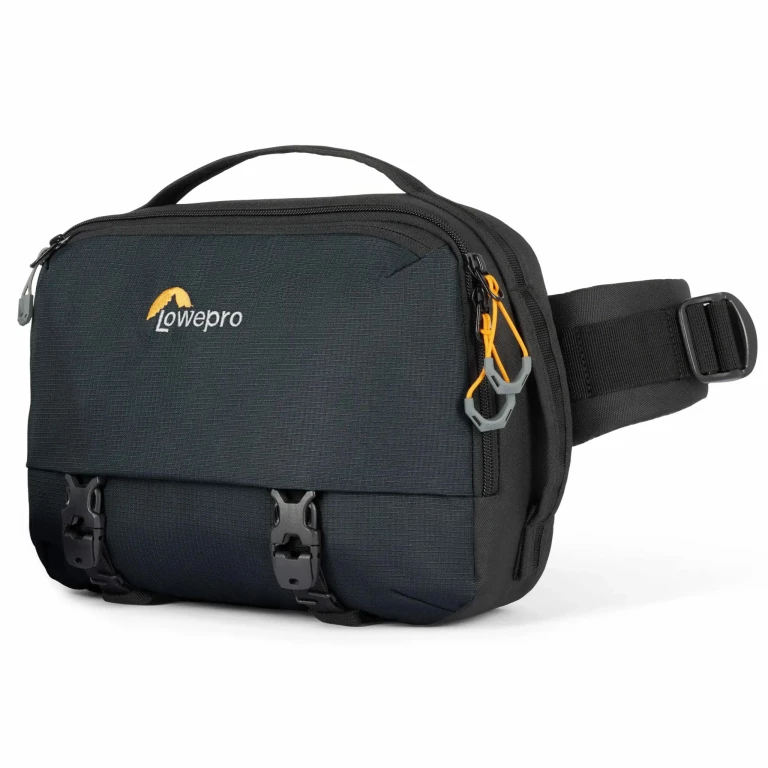 תיק מותן שחור Lowepro Trekker Lite SLX 120 תיק מותן שחור Lowepro Trekker Lite SLX 120