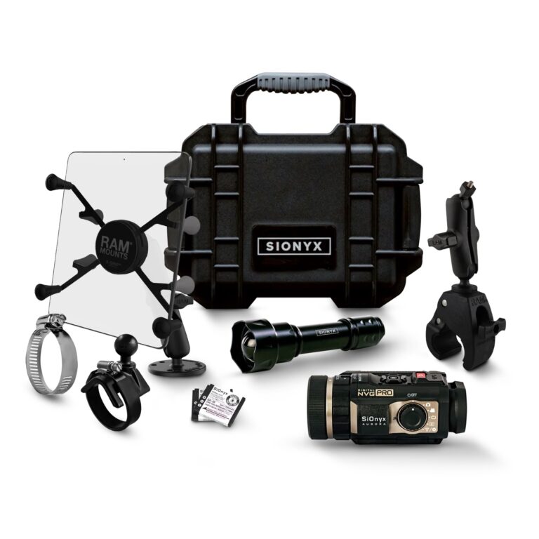 SIONYX Aurora Pro Edition Unchartered קיט מצלמת צילום לילה בצבע מלא SIONYX Aurora Pro Edition Unchartered קיט מצלמת צילום לילה בצבע מלא