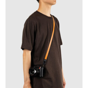 Peak Design Form Leather Camera Strap Standard רצועה למצלמה מעור – חום Amber